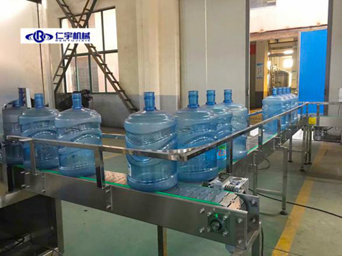 乐动(中国)机械给您更安全的桶装水